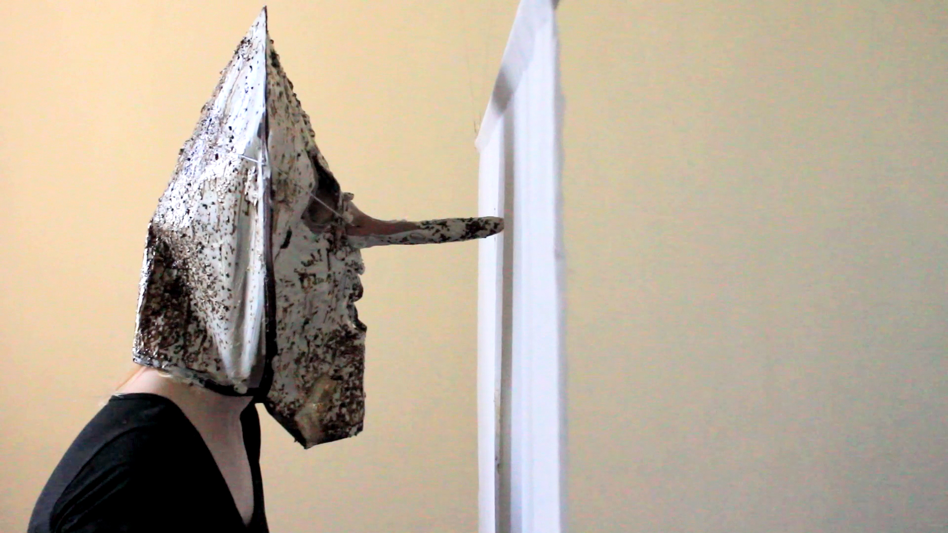 Briony Galligan, “Double nose painting”, 2015, video still, digital video, 3 minutes and 52 seconds 