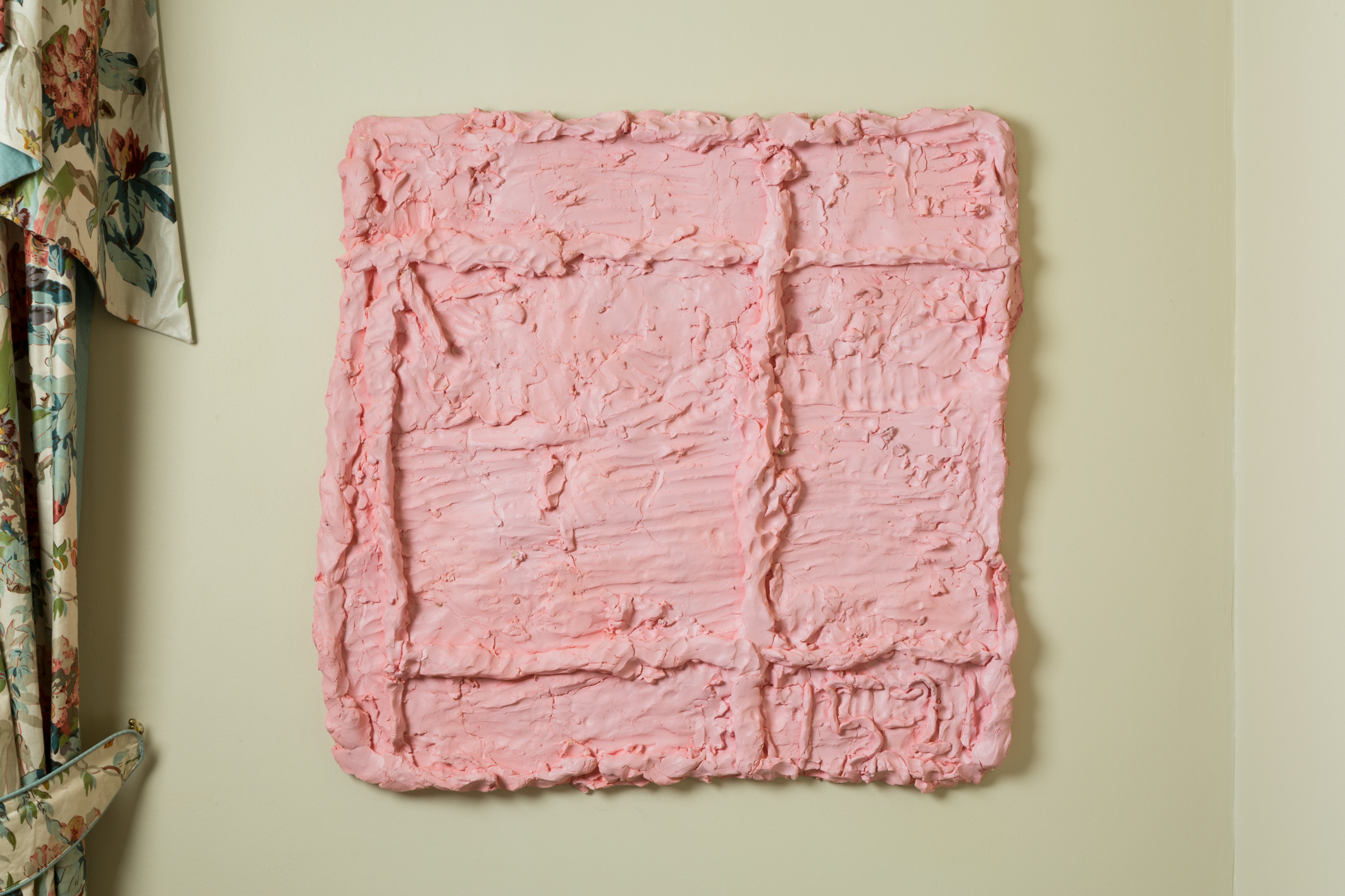 Dan Arps, “Grid Study (grapefruit)”, 2016, polyurethane, paint, 80 × 80 cm